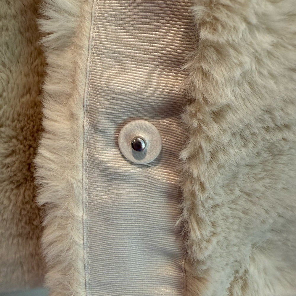 J. Jill Cream Faux Fur Coat - Picture 8 of 9